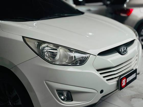 HYUNDAI IX35 2.0 MPFI GLS 16V FLEX 4P AUTOMÁTICO HYUNDAI IX35 2.0 MPFI GLS 16V FLEX 4P AUTOMÁTICO